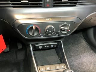 HYUNDAI i20 – Bild 19