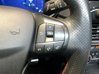 FORD Kuga – Bild 17
